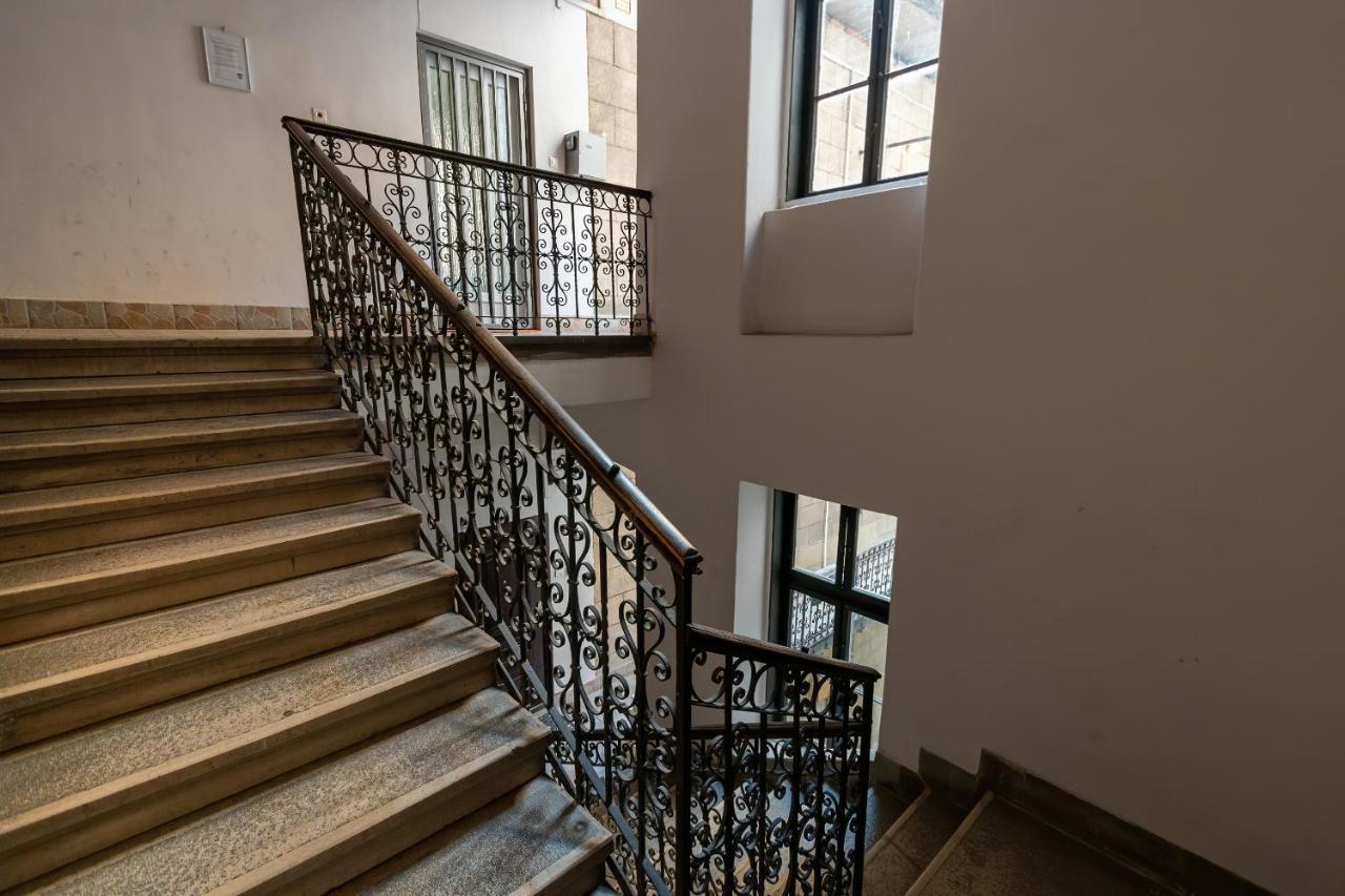 Spacious & Stylish Apartment In Downtown Budapeste Exterior foto