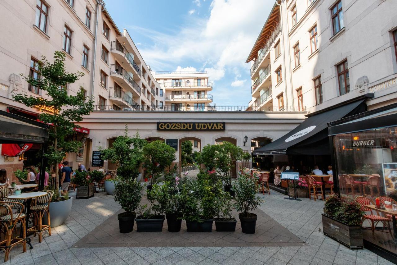Spacious & Stylish Apartment In Downtown Budapeste Exterior foto