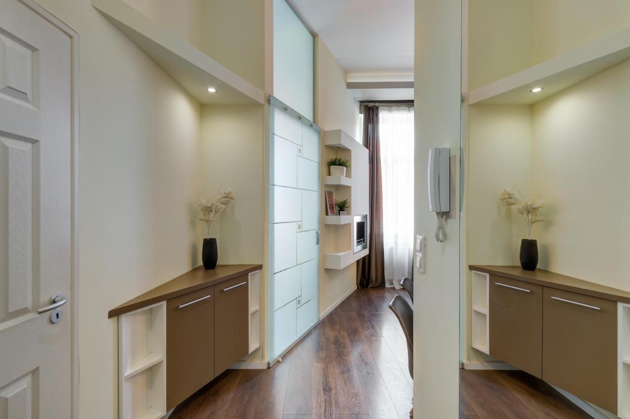 Spacious & Stylish Apartment In Downtown Budapeste Exterior foto